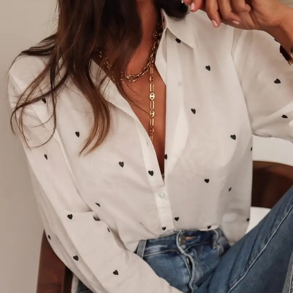 NEW WOMENS LONG SLEEVE HEART PRINT TOP - Picture 2 of 3